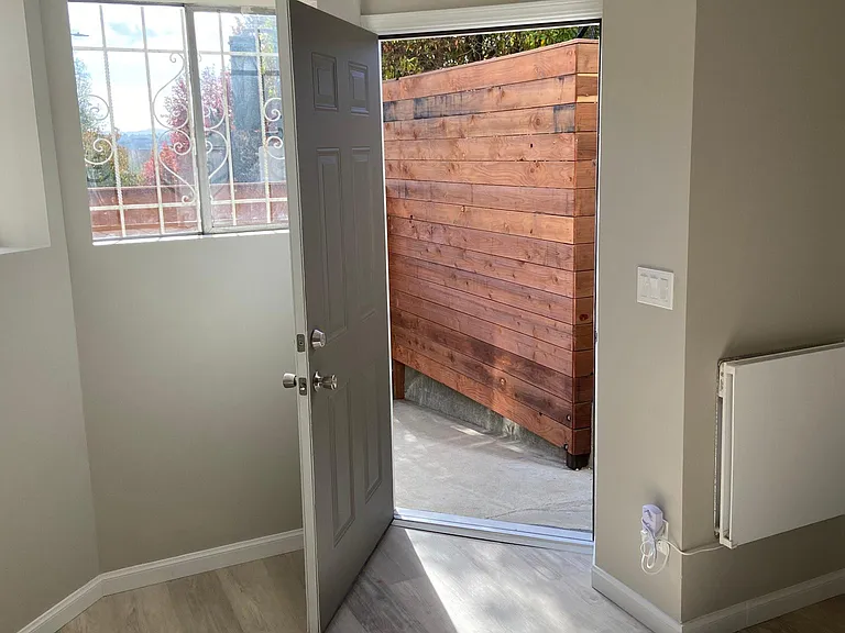 2088 Bush St — Photo 6