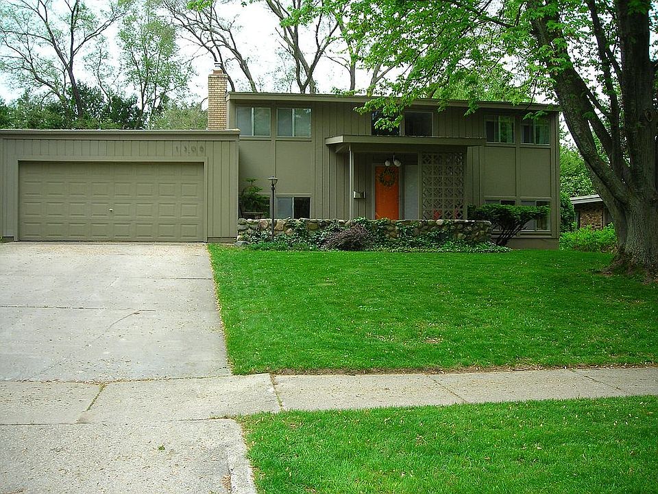 Mid Century Modern Split Level 