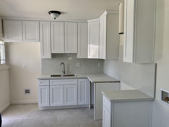 3rd image of 3432 Baldwin Park Blvd