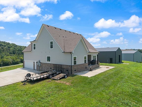 3rd image of 977 McBrides Branch Rd