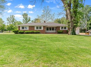 130 W South St, Bolivar, MO 65613