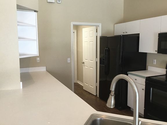3rd image of 10605 Juliano Dr