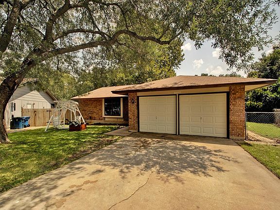 3rd image of 10402 School House Ln