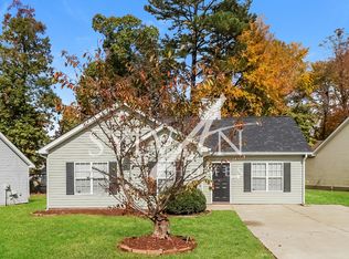 2800 Oneida Rd, Charlotte, NC 28269