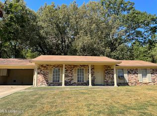 705 Pinehurst St, Clinton, MS 39056