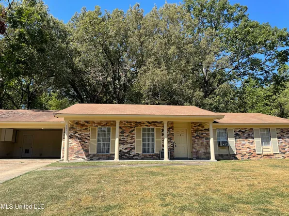 705 Pinehurst St, Clinton, MS 39056