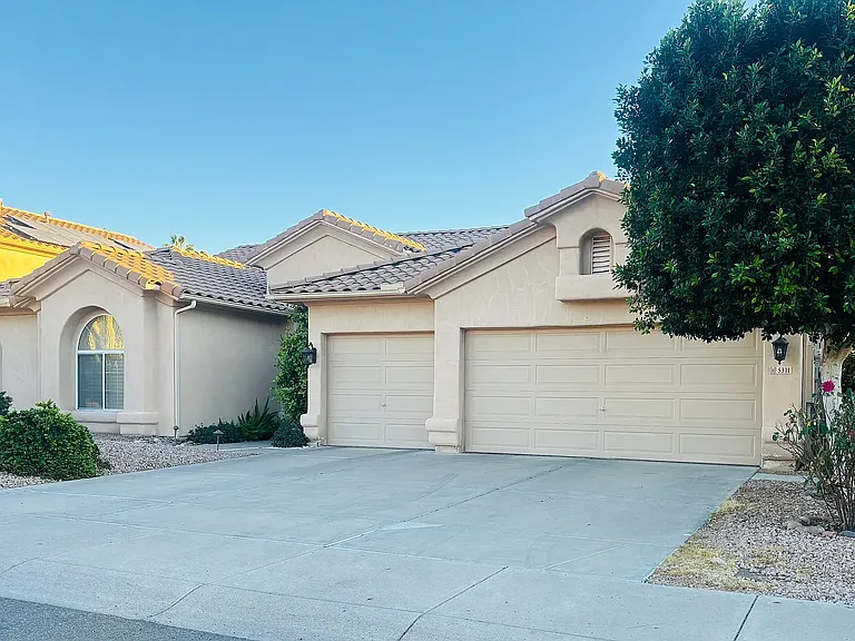 5311 E Danbury Rd — Photo 1