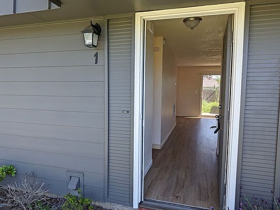 3rd image of 7815 NE 117th Ave #8005-1