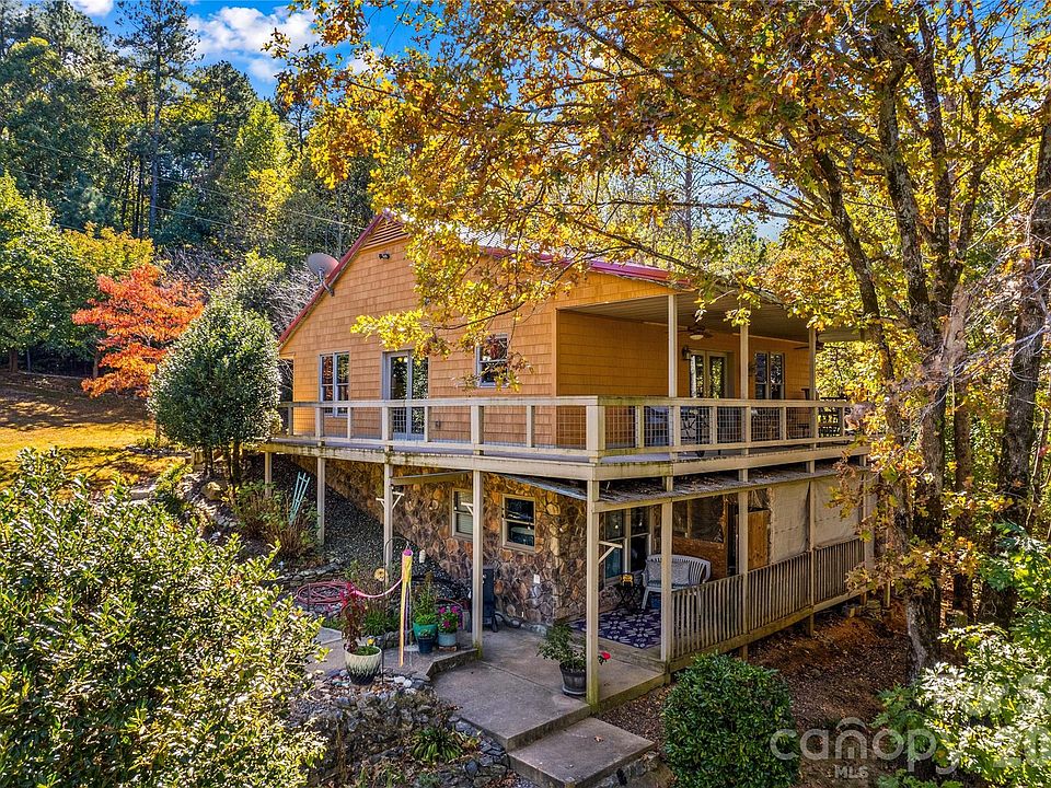 1st image of 153 McGregor Ln