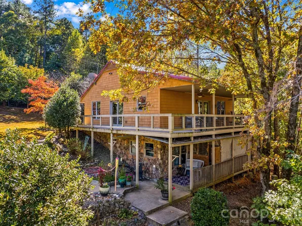 153 McGregor Ln, Statesville, NC 28625