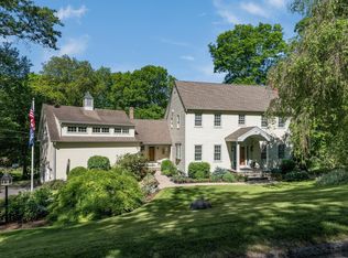 10 Oak Dr, Centerbrook, CT 06409