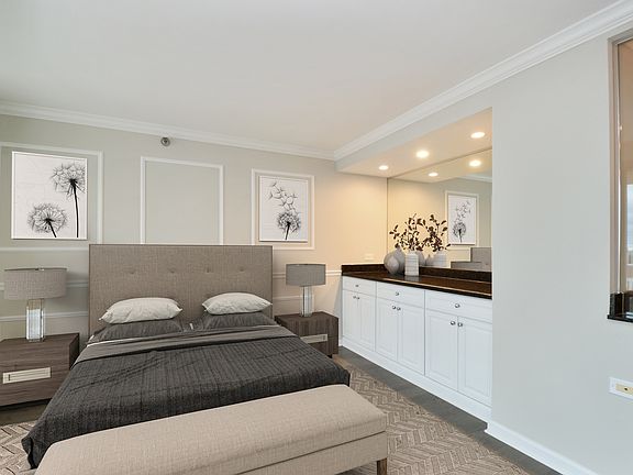 3rd image of 345 N La Salle Dr APT 4702