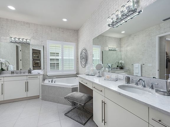5th image of 28382 Turin Ct #D0odll