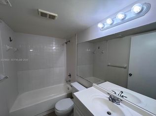 640 S Park Rd, Hollywood, FL 33021