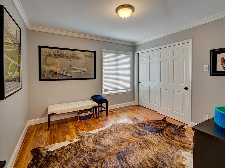 10490 Frontenac Woods Ln — Photo 46