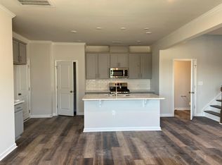 1825 Caen St, Raleigh, NC 27610