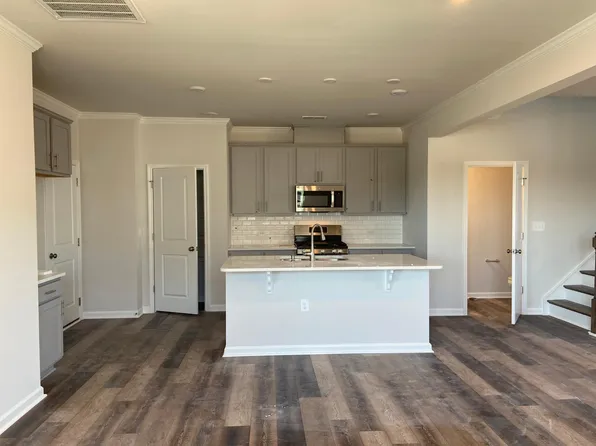 1825 Caen St, Raleigh, NC 27610