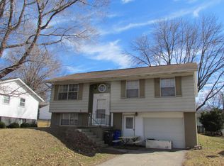 6520 Boxwood Ln NE, Cedar Rapids, IA 52402