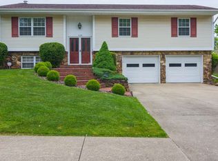 1338 E Browning Ct, Bloomington, IN 47401