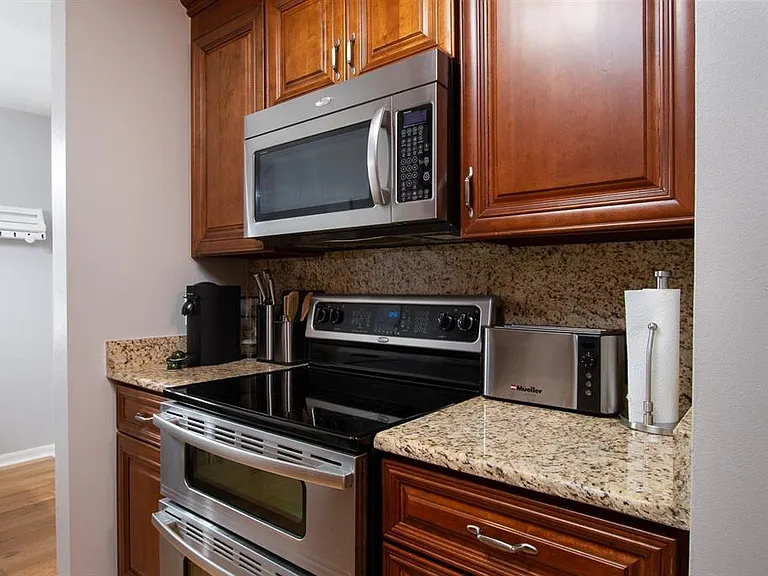 5143 SW 92nd Ct — Photo 5