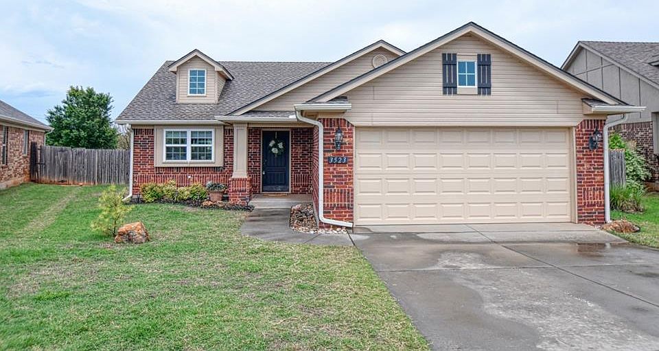1st image of 3523 Bergen Peak Dr