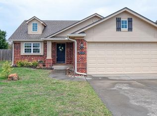 3523 Bergen Peak Dr, Norman, OK 73069