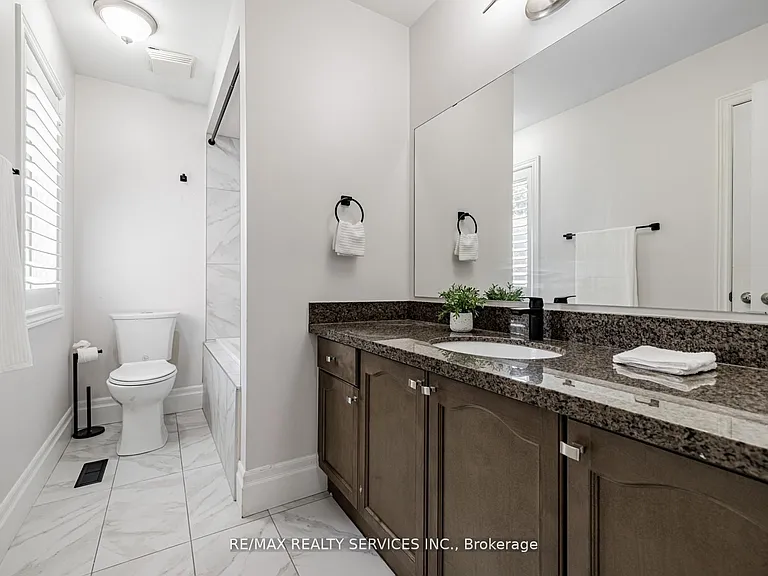 28 Siena Dr — Photo 32
