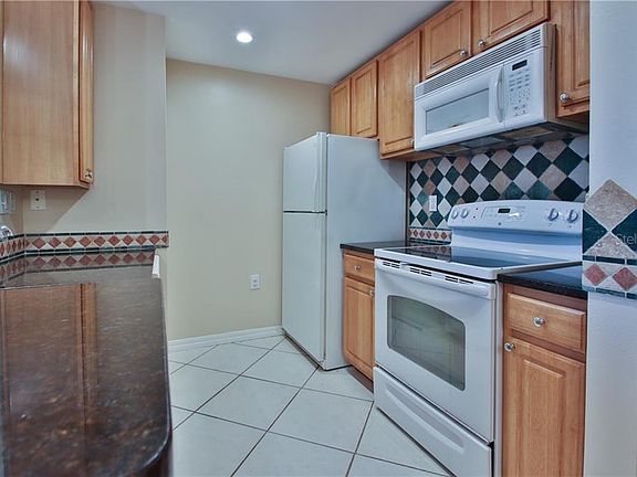 4th image of 5450 Bentgrass Dr #5-303