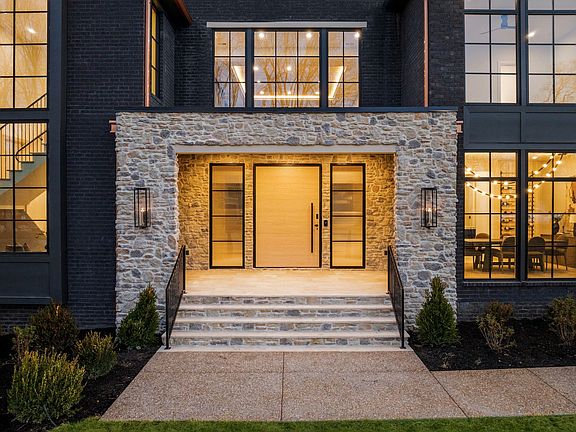 3rd image of 325 Gun Club Rd