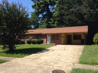7718 Woodfield Dr, Shreveport, LA 71106