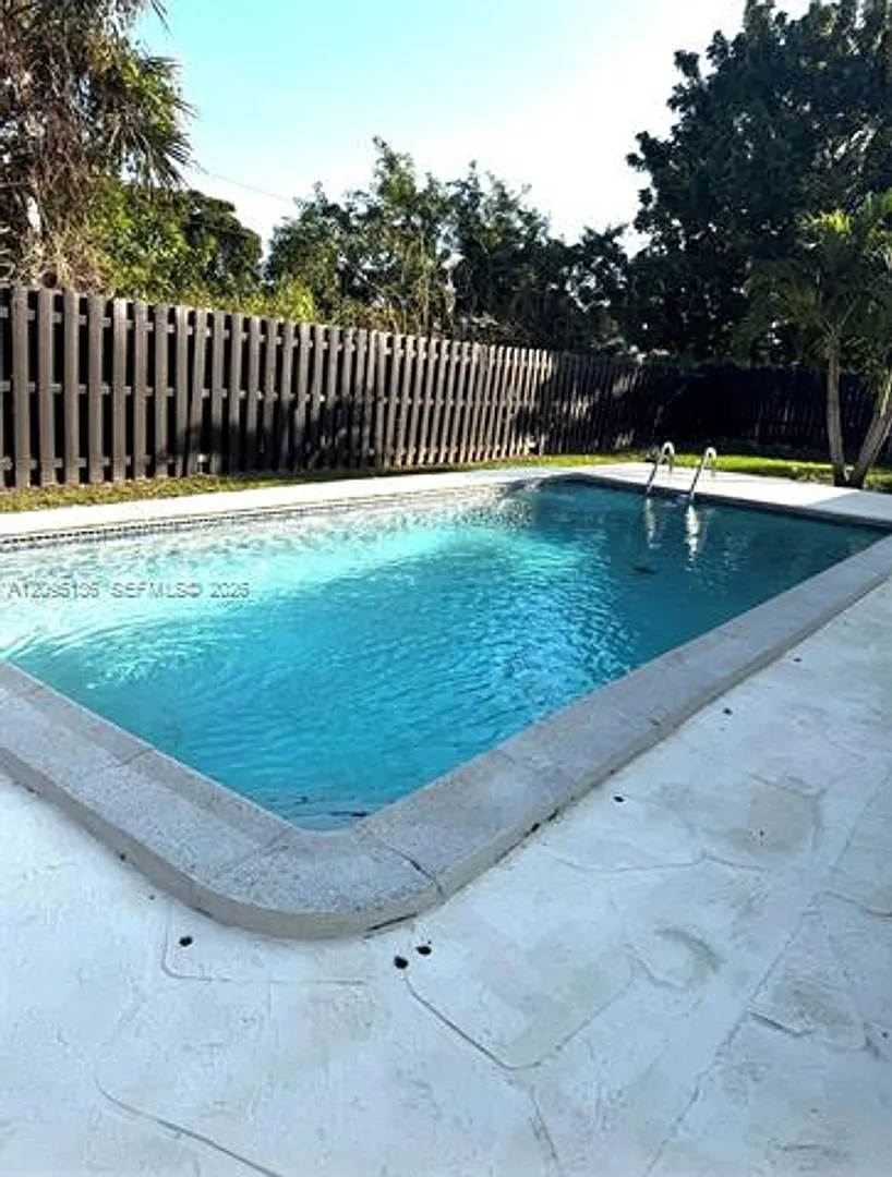 12635 SW 84th Ave Rd # 0, Miami, FL 33156 — Photo 3