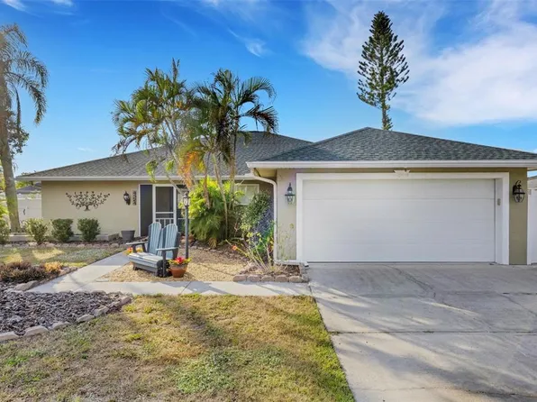 4324 Eastwood Dr, Sarasota, FL 34232