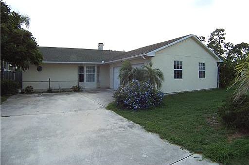 1st image of 1190 SE Preston Ln