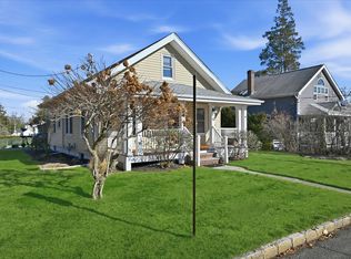1 Carl St, Greenvale, NY