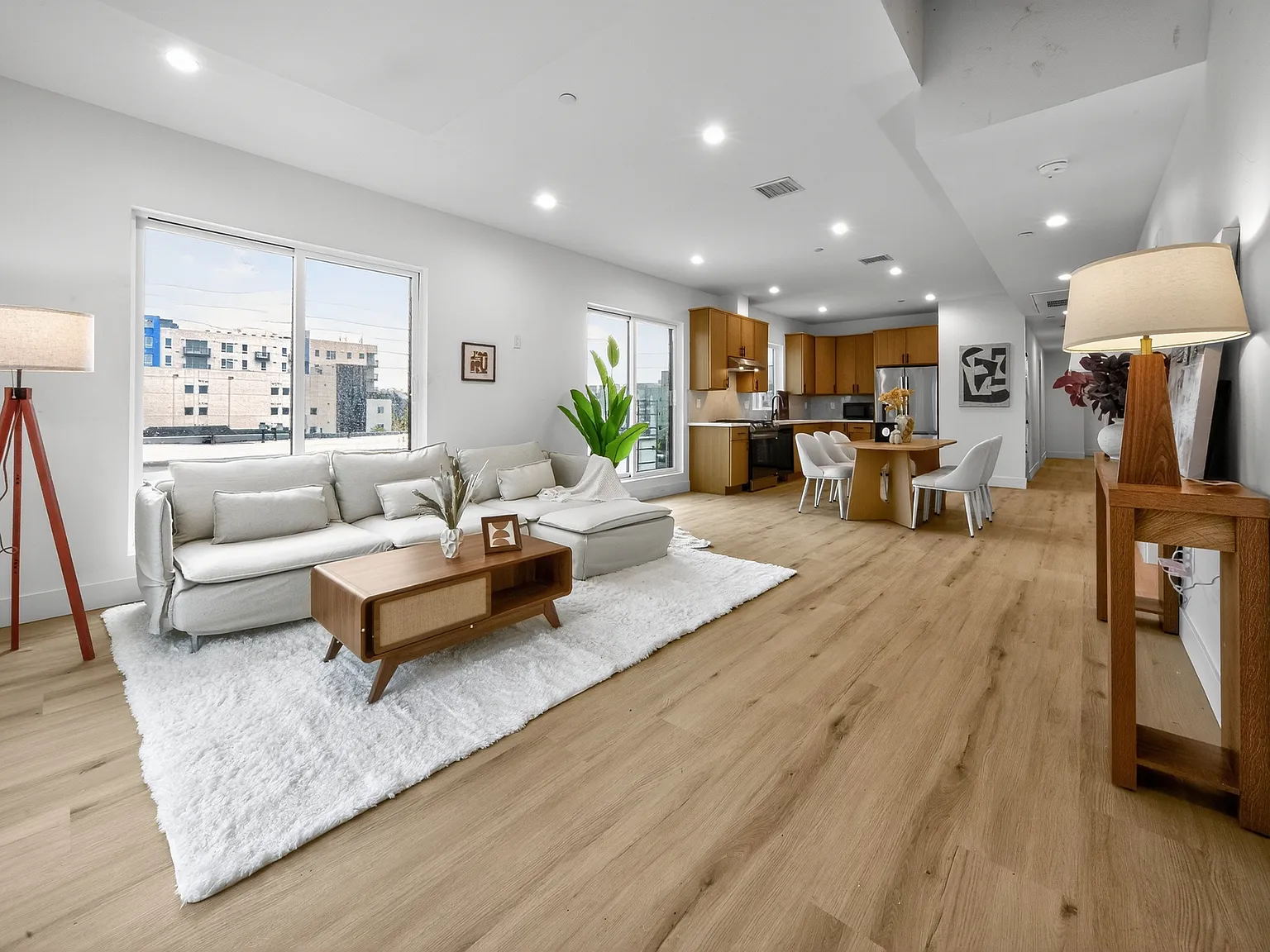 2 bed, 2774 sqft, $3,000 — Photo 1