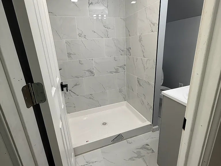 295 Lloyd St #2 — Photo 18