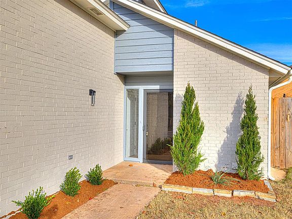 2nd image of 2521 Patti Pl
