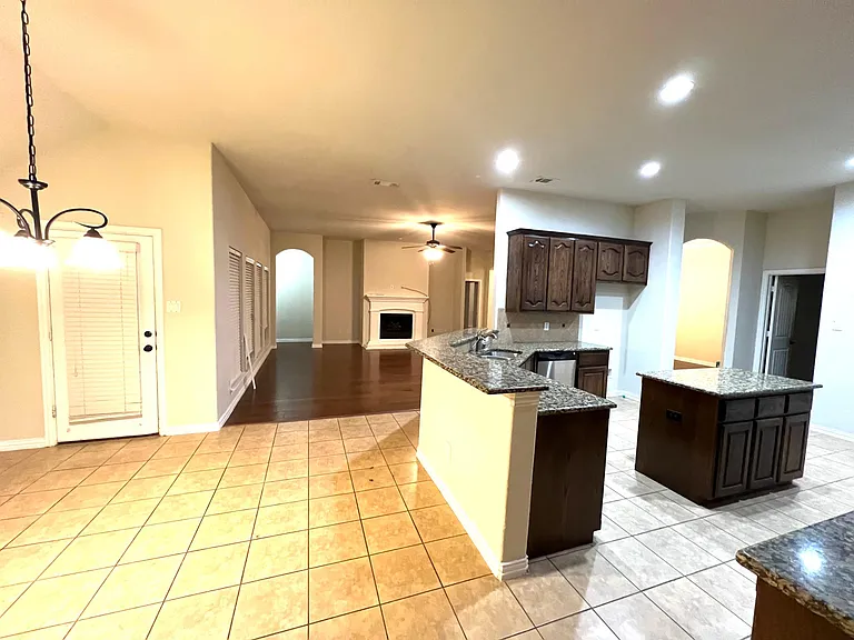4013 Dalton Dr — Photo 17