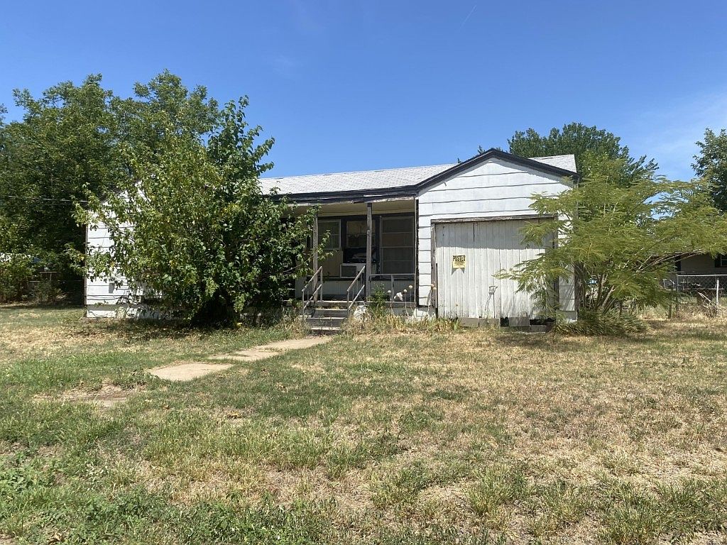 1008 E Spring St, Henrietta, TX 76365 Zillow