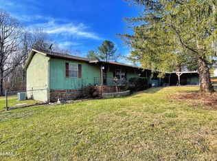 136 Edwards Rd, Crossville, TN 38571