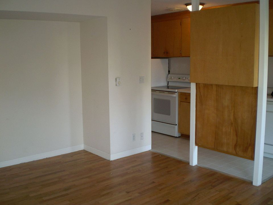 2nd image of 4301 34th Ave W