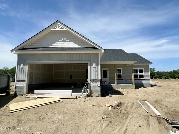 413 Creeks Edge Drive, Pikeville, NC 27863