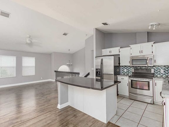 5th image of 921 S Val Vista Dr Unit 146