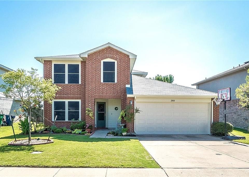 1st image of 2808 Peak Dr