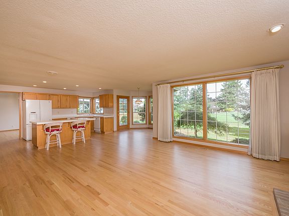 5th image of 7107 NE 83rd Ave