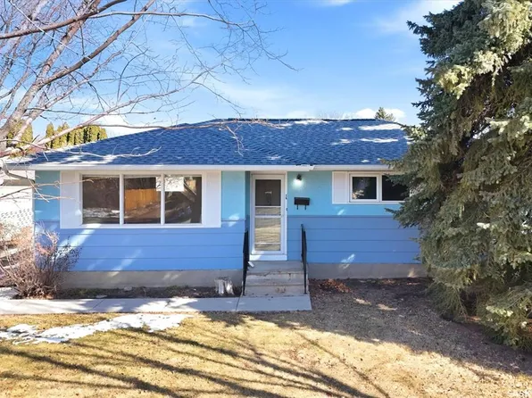 1 Sparling CRESCENT, Saskatoon, SK S7H 3M1