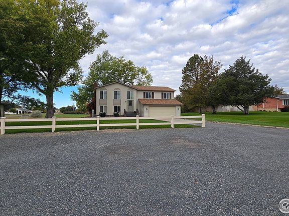 2nd image of 14057 Greenway Dr