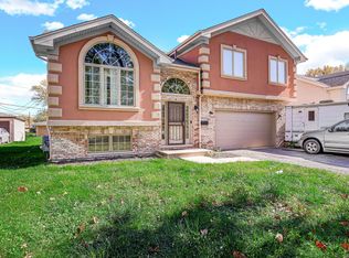 14031 S Wayman Ln, Robbins, IL 60472