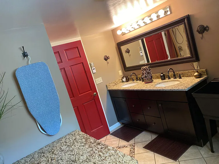 440 Lakeside Dr — Photo 25