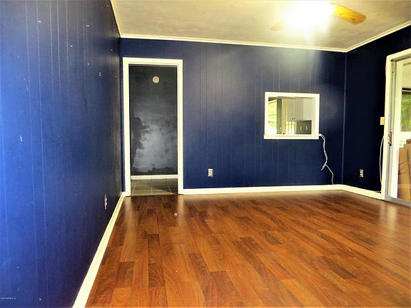 4th image of 3818 Yarborough Dr